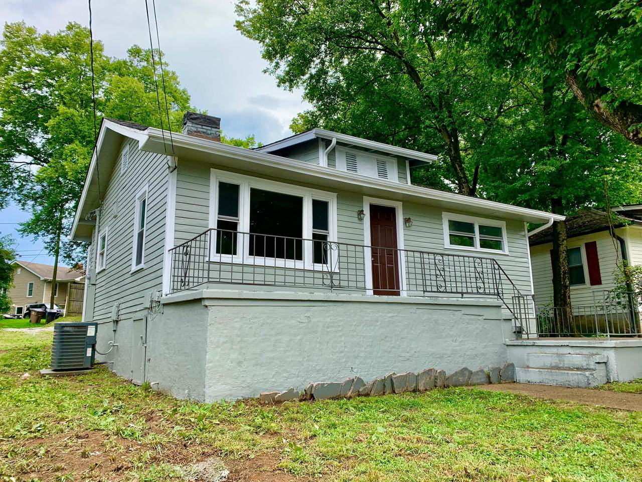 2704 Scottish Pike - Photo 1