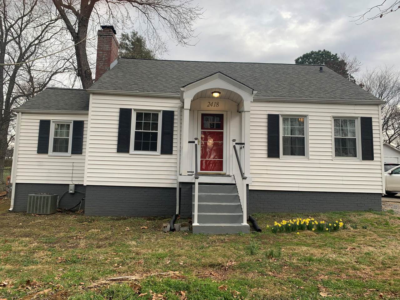 2418 Old Knoxville Pike - Photo 1