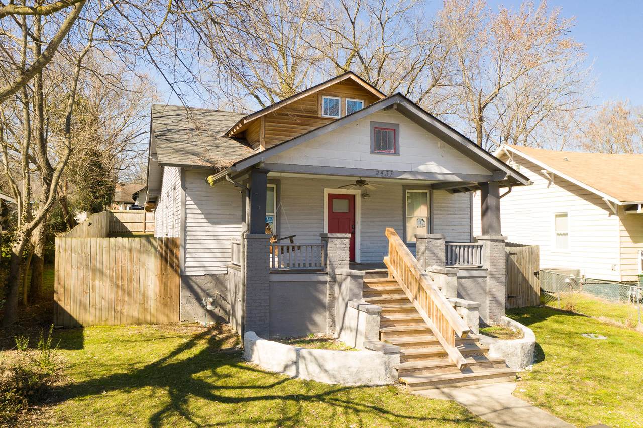 2437 Jefferson Ave - Photo 1