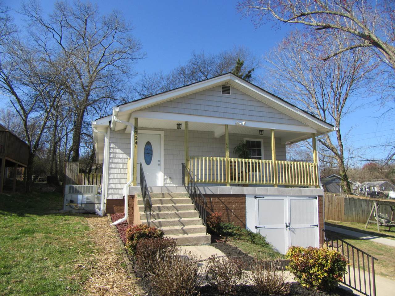 5724 Aster Rd - Photo 1
