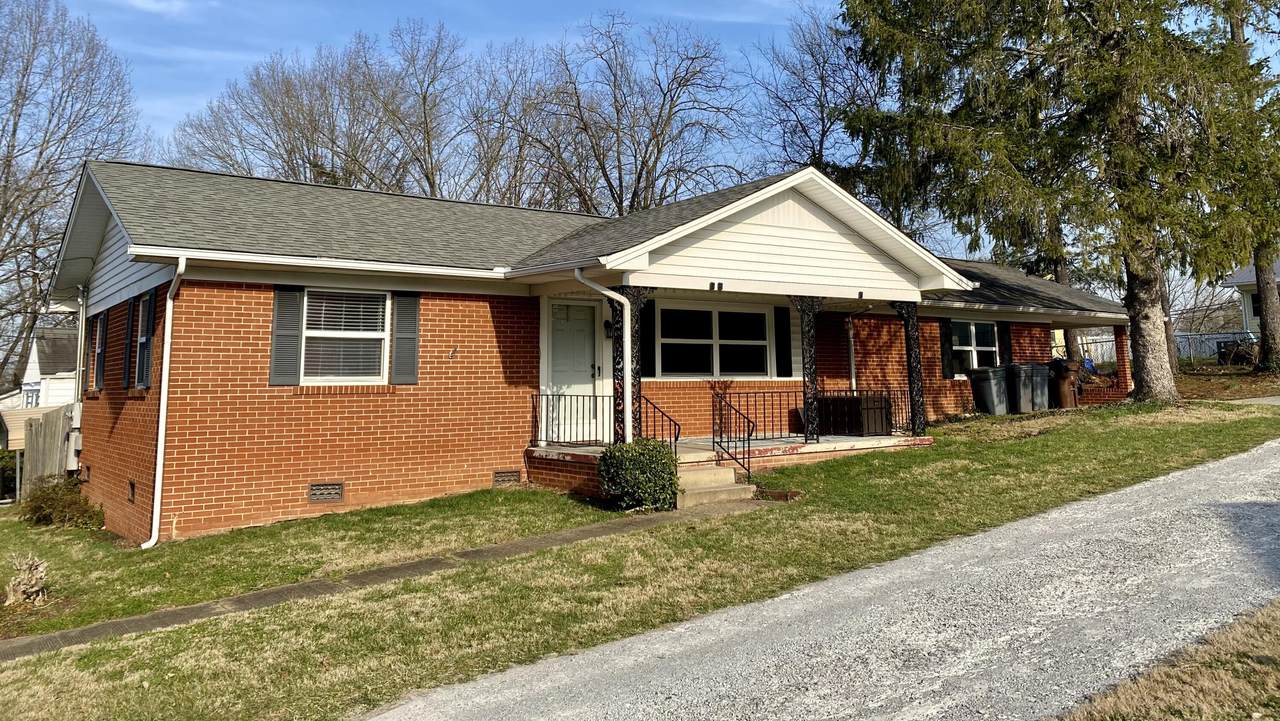 326 Fairview Rd - Photo 1