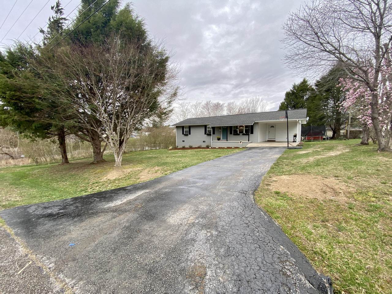 50 Lee Drive - Photo 1