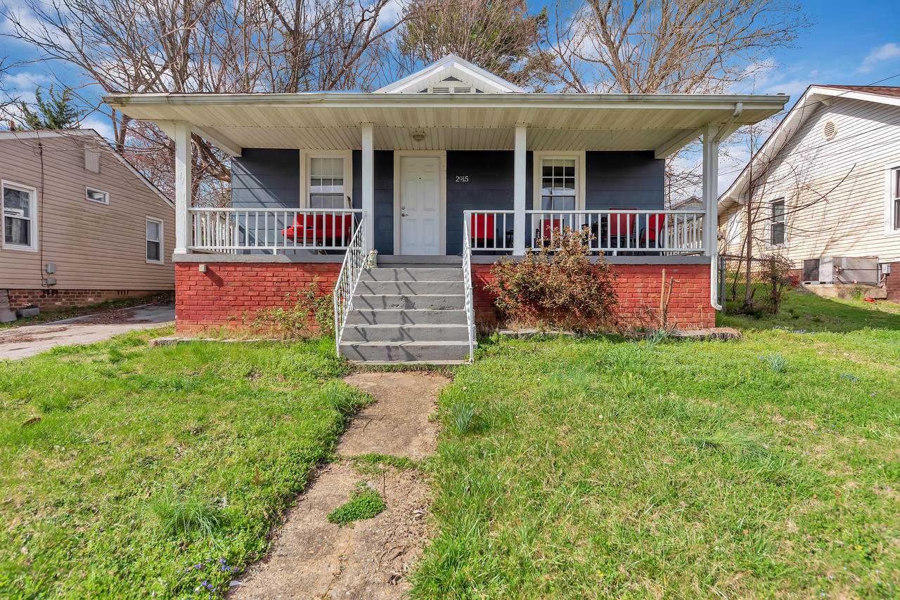 2915 Browning Ave - Photo 1