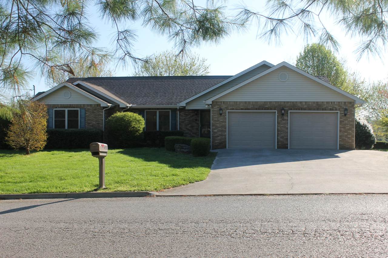 105 Ridgefield Drive - Photo 1
