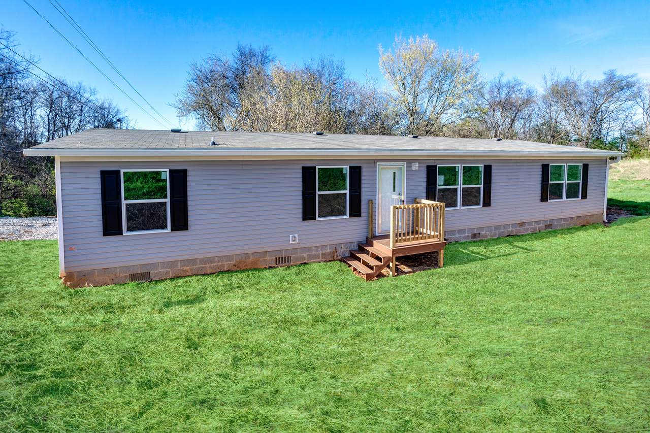 1422 Hicks Rd - Photo 1