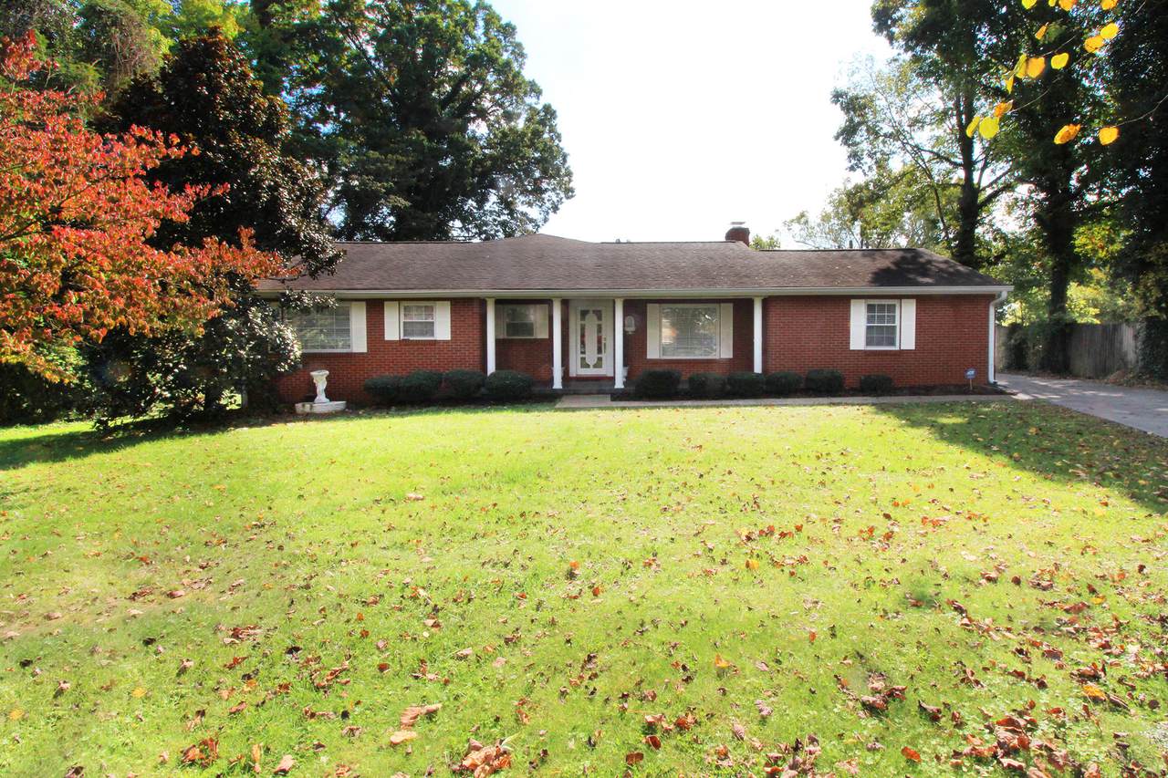 104 Woodrush Drive - Photo 1