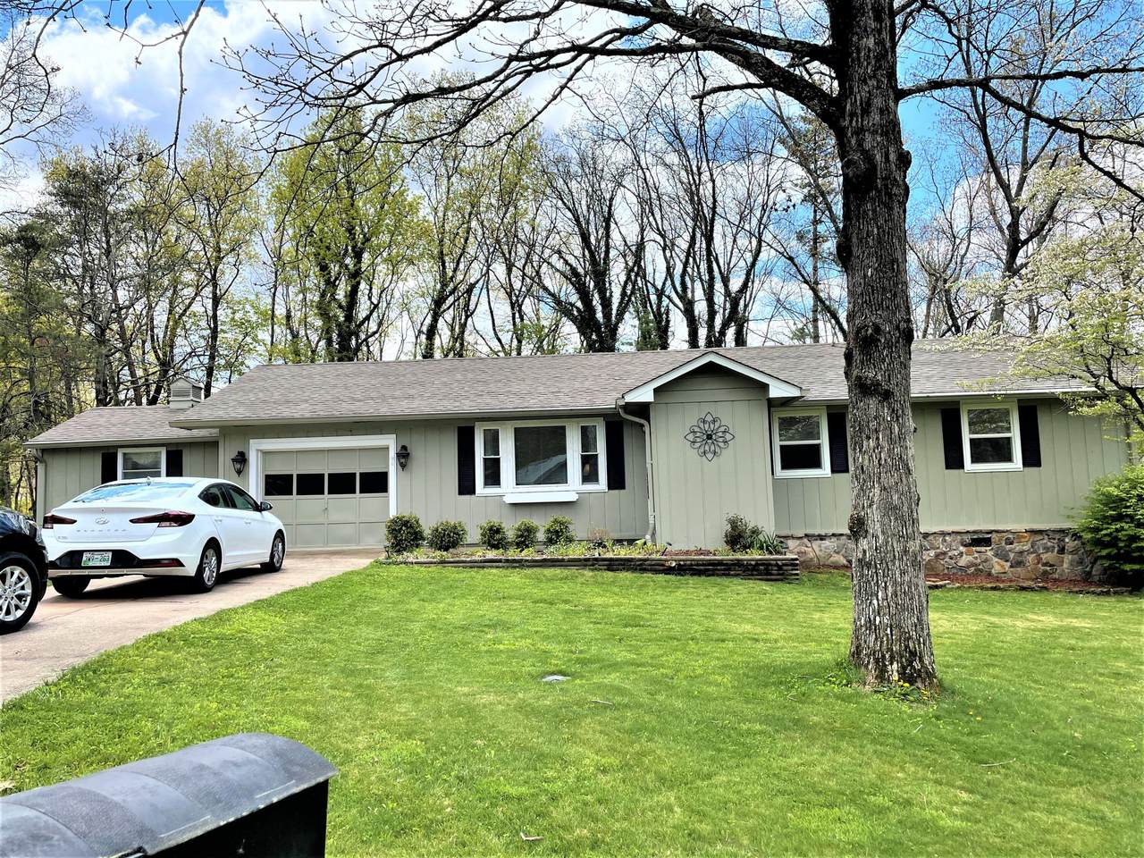 12 Snead Court - Photo 1