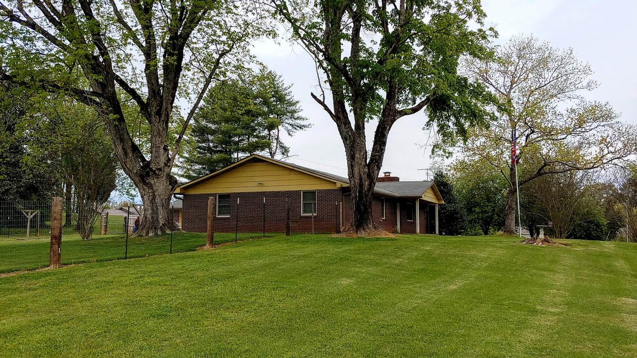 133 County Road 517 - Photo 1