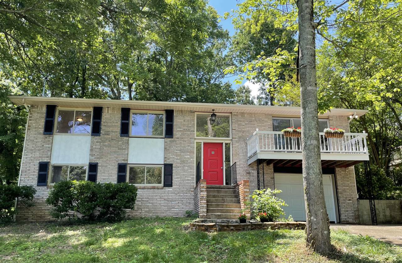 301 Oak Rd - Photo 1