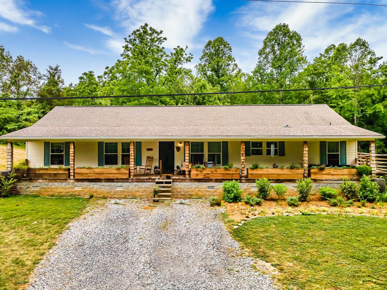 1261 Ellejoy Rd - Photo 1