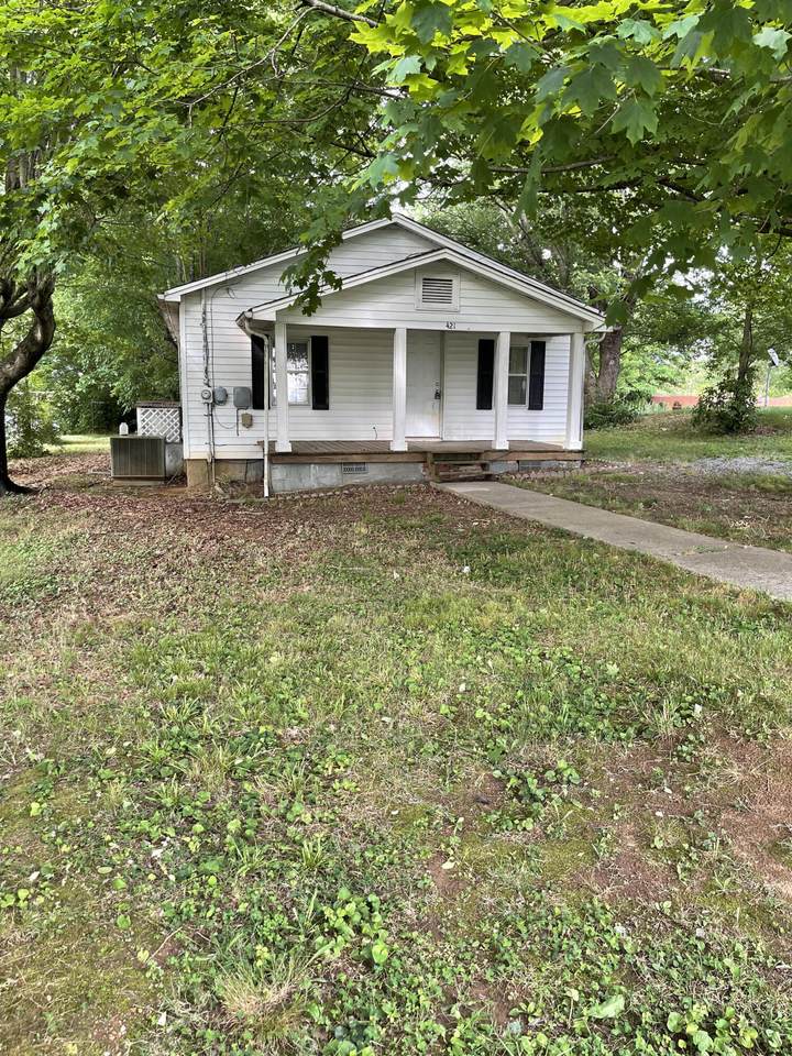 421 Cleveland Ave - Photo 1