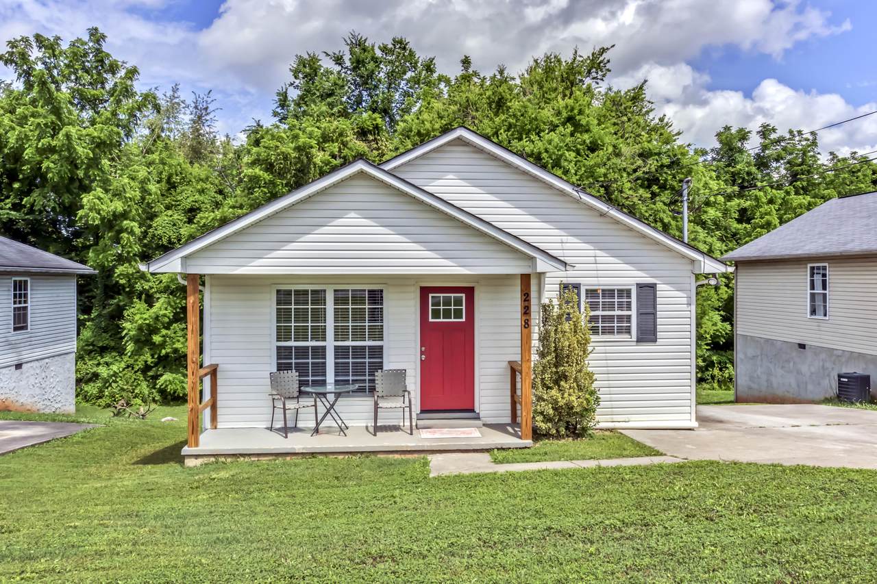 228 Edison St - Photo 1