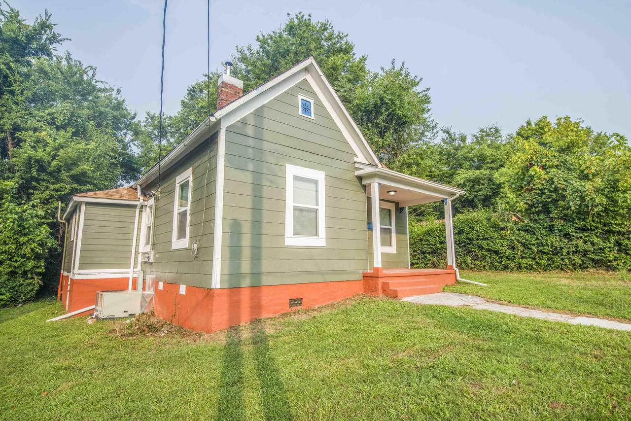 3115 Galbraith St - Photo 1