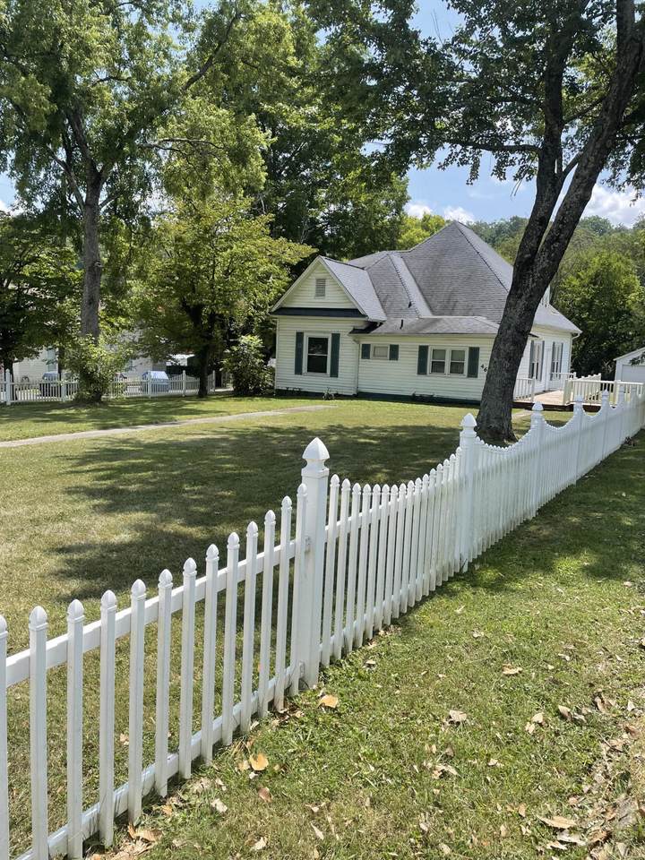 Address Not Published - Photo 1