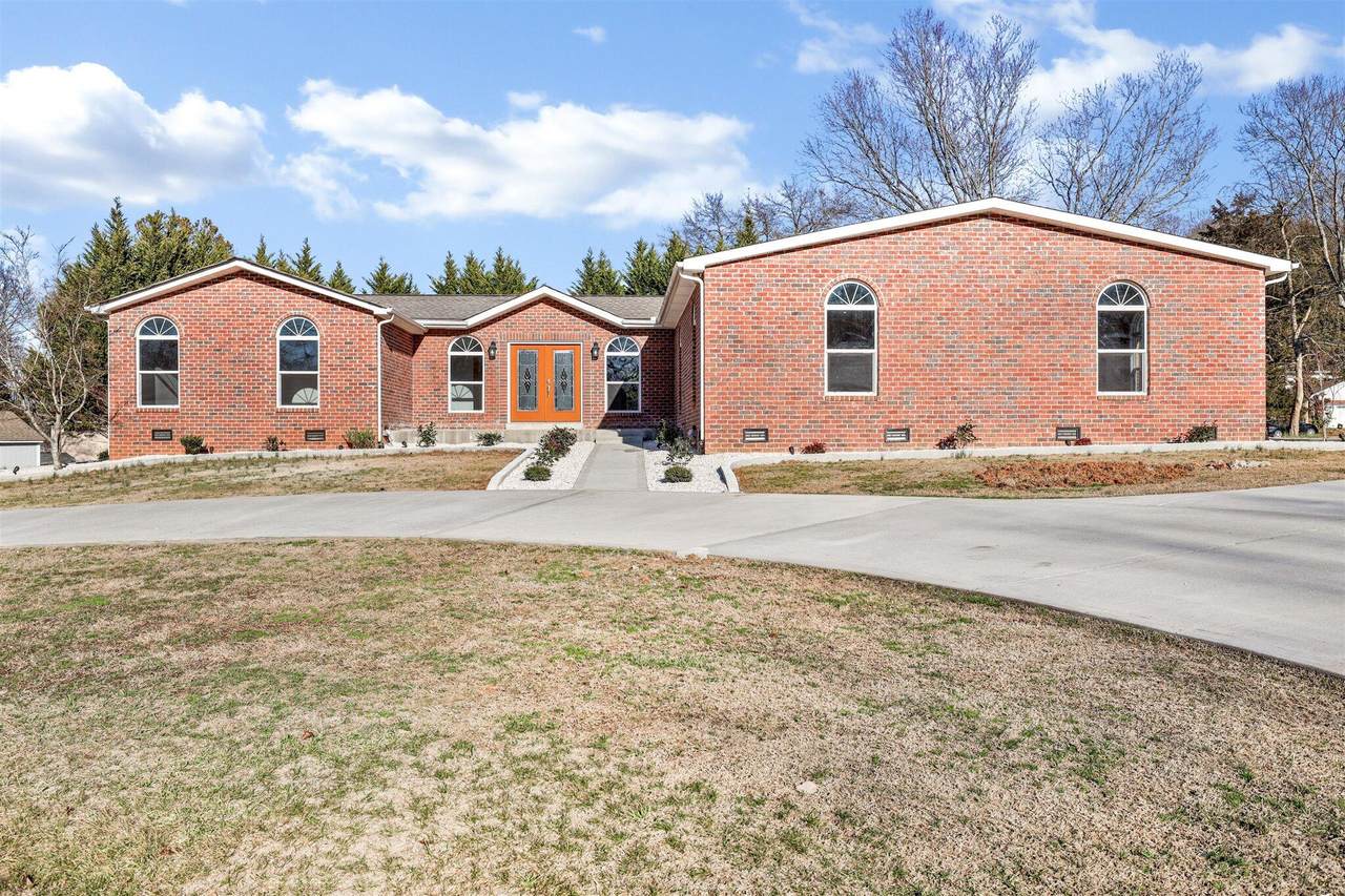 10540 Blakewood Drive - Photo 1