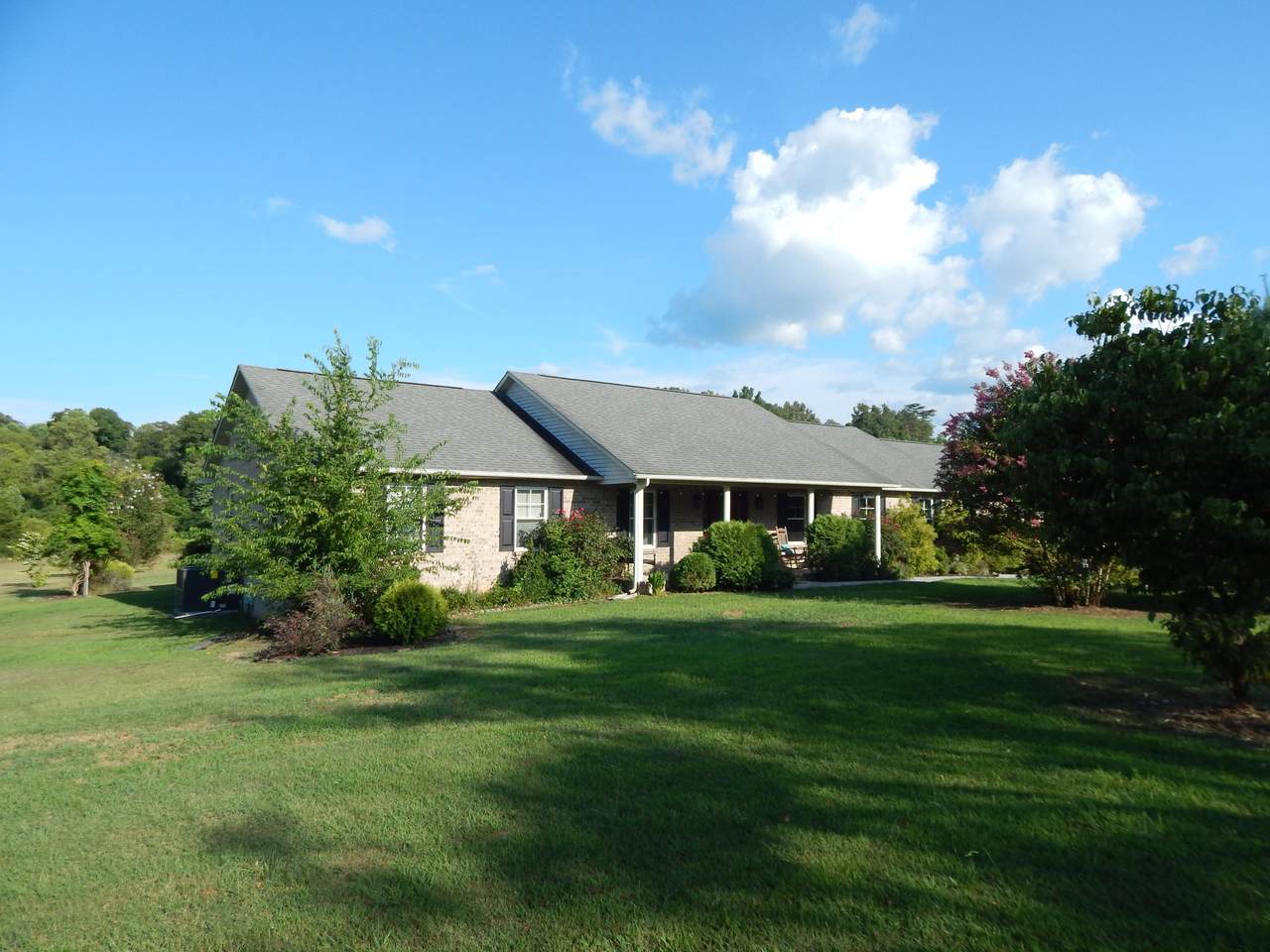 215 Miracle Landing Drive - Photo 1