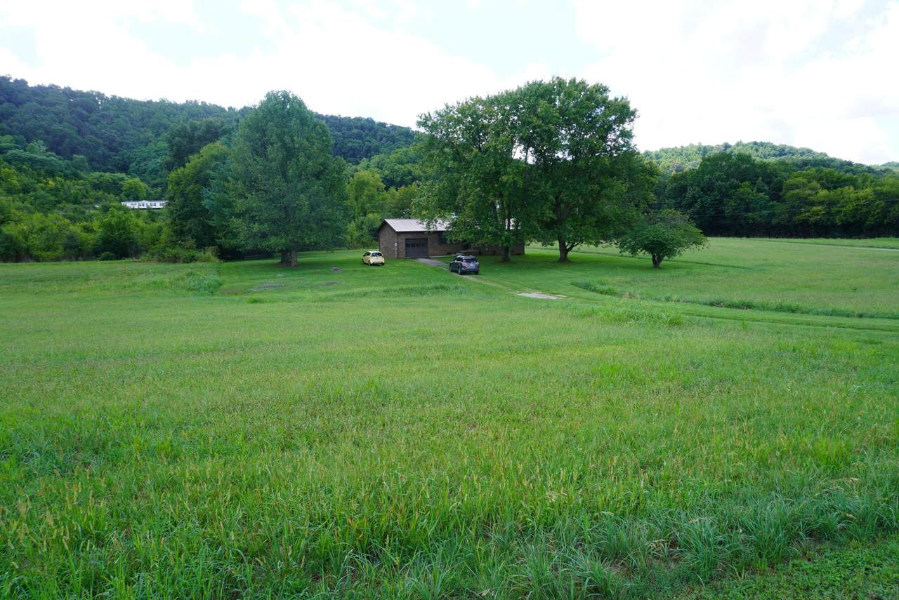 950 Hinchey Hollow Rd - Photo 1