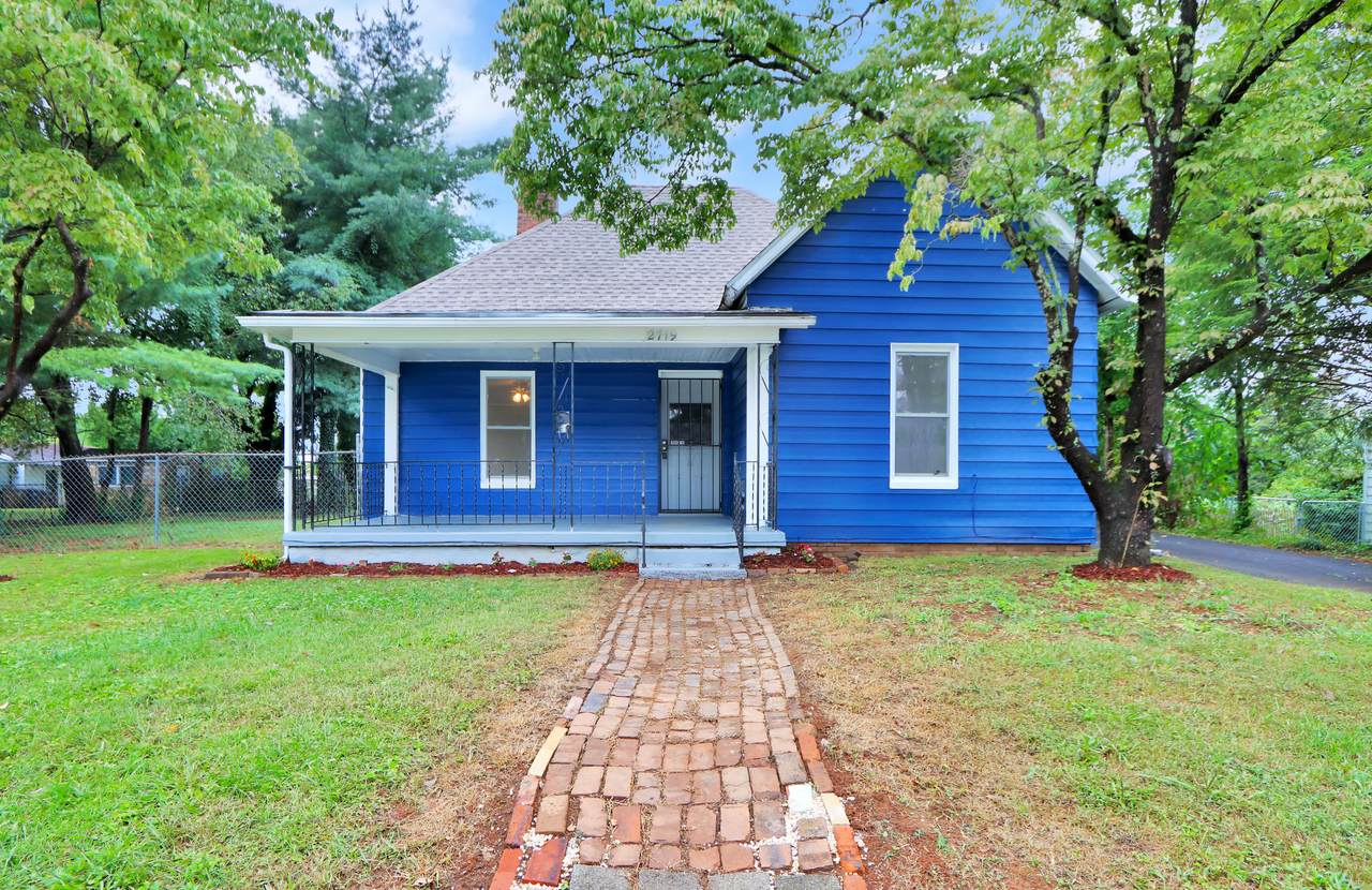 2719 Barton St - Photo 1
