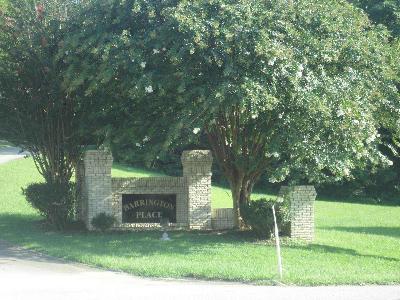 156 Barrington Place - Photo 1