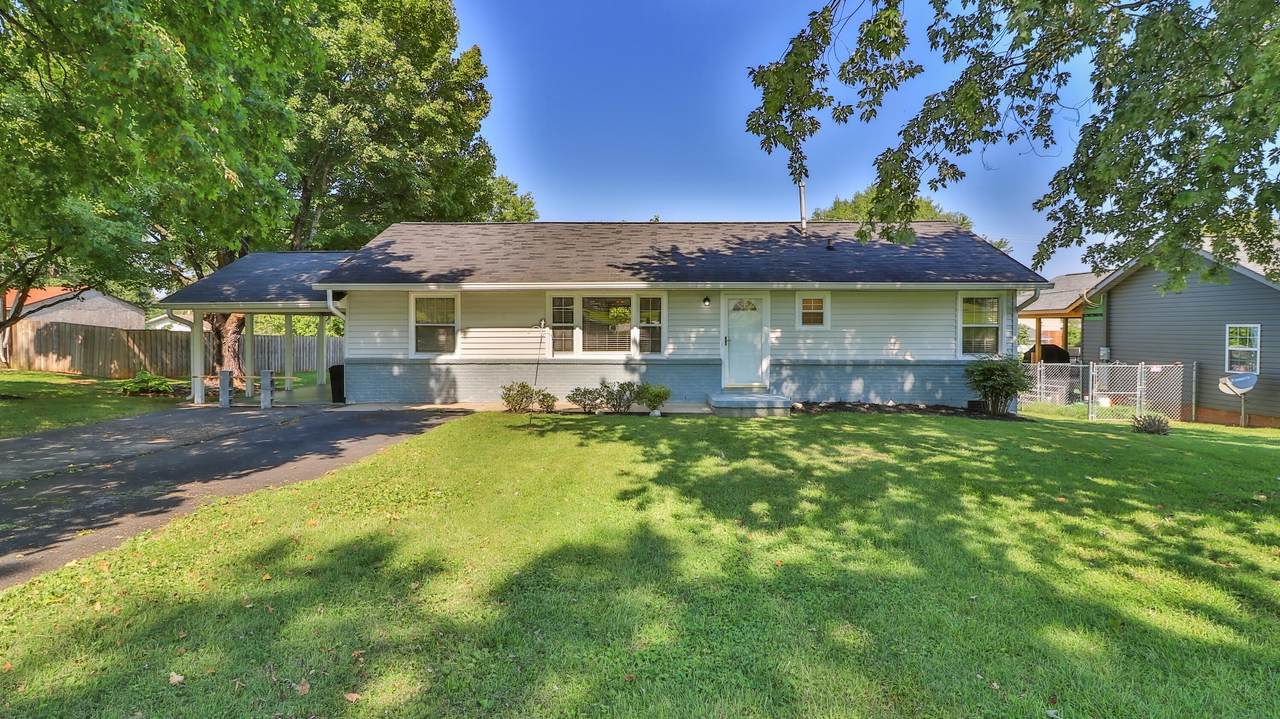 340 Defoe Circle - Photo 1