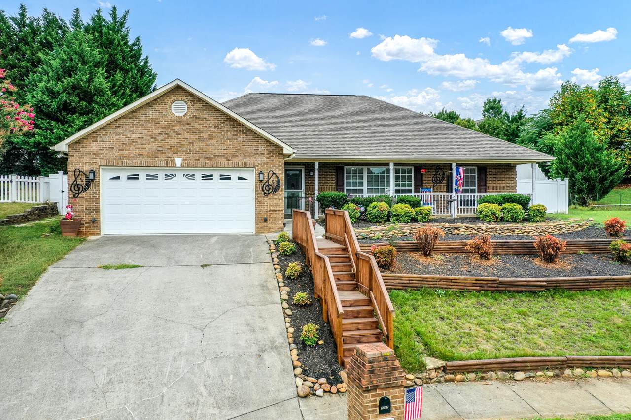 1807 Navarone Circle - Photo 1