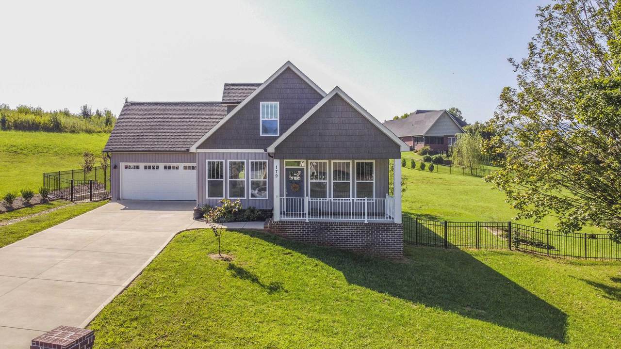 179 Settlers Pointe Circle - Photo 1