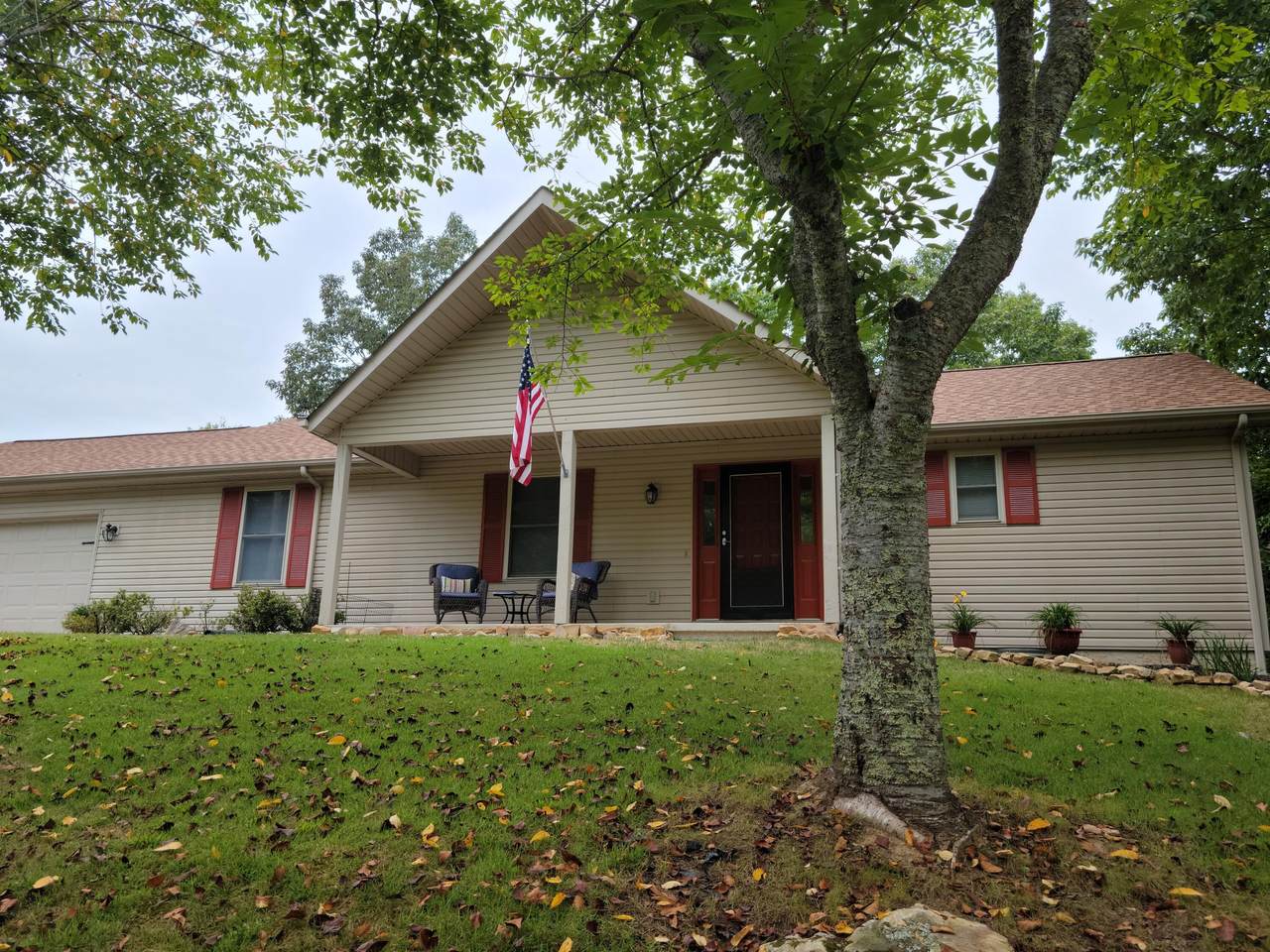 27 Ivydale Lane - Photo 1