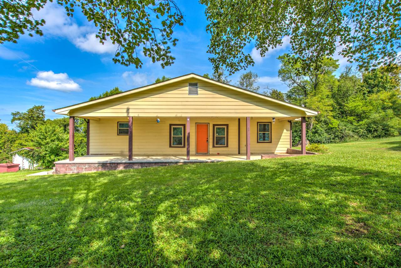 872 Red Fox Ave - Photo 1