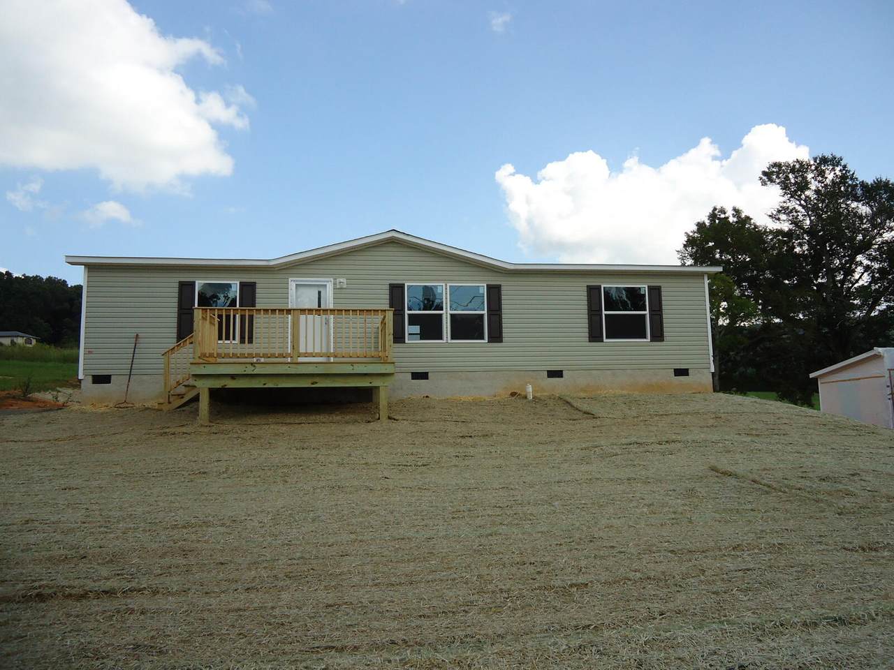 239 Starrett St - Photo 1