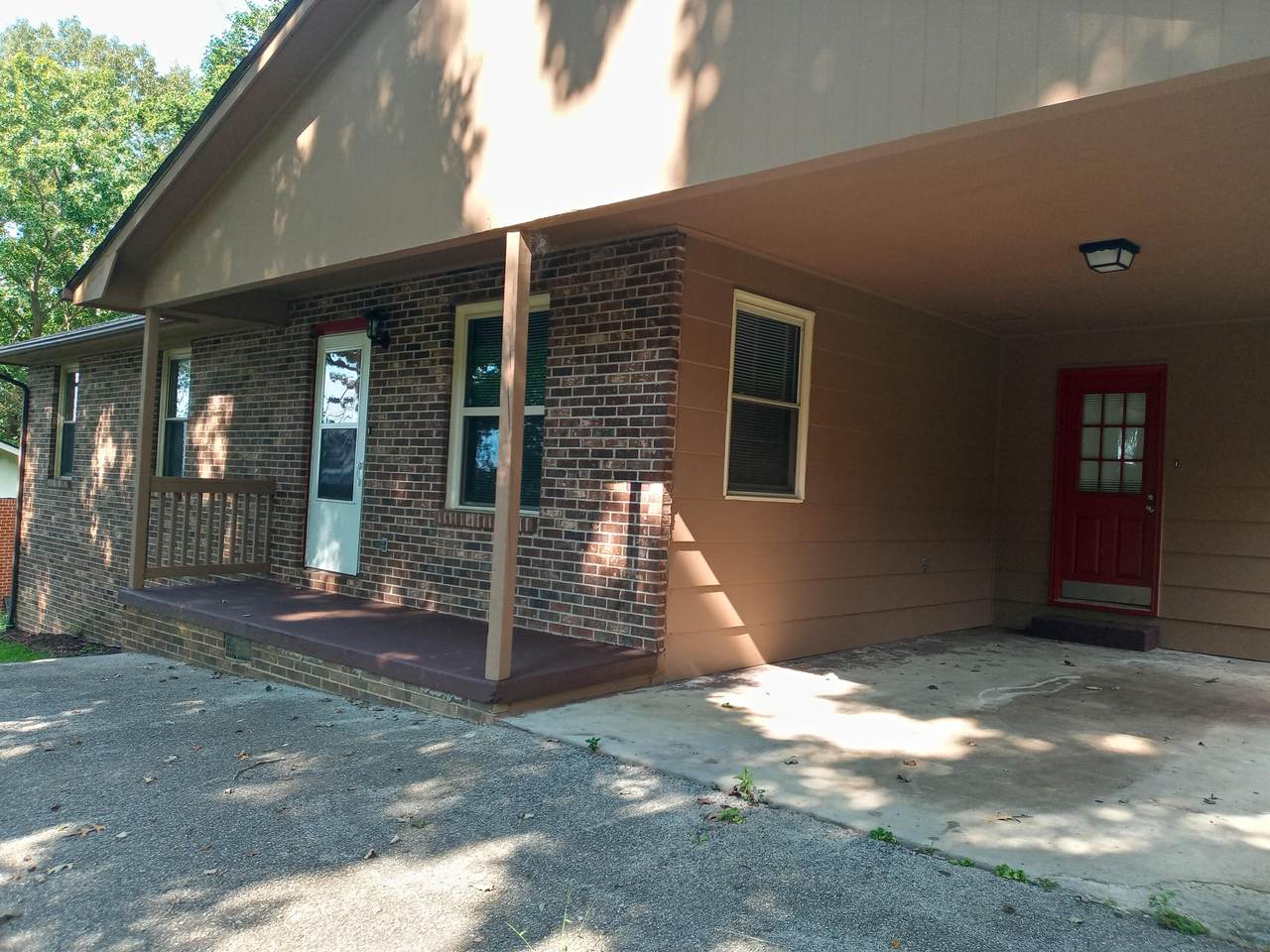 115 Rosemont Lane - Photo 1