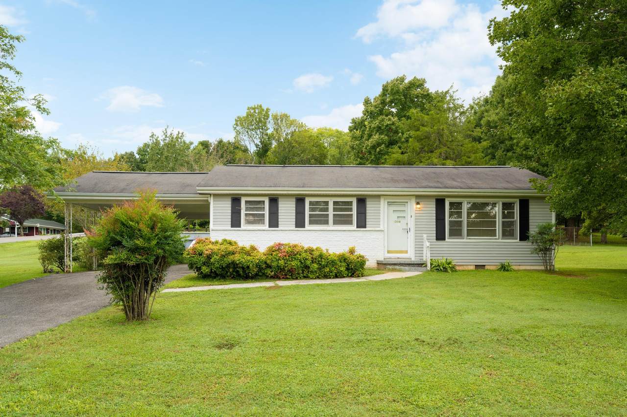 1208 Club Drive - Photo 1