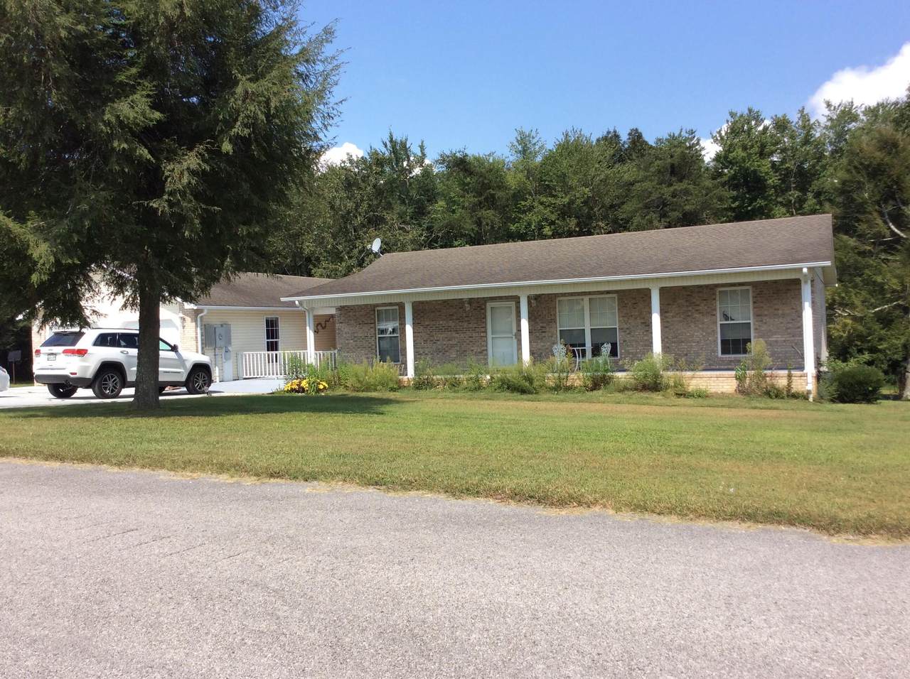 133 Hemlock Drive - Photo 1
