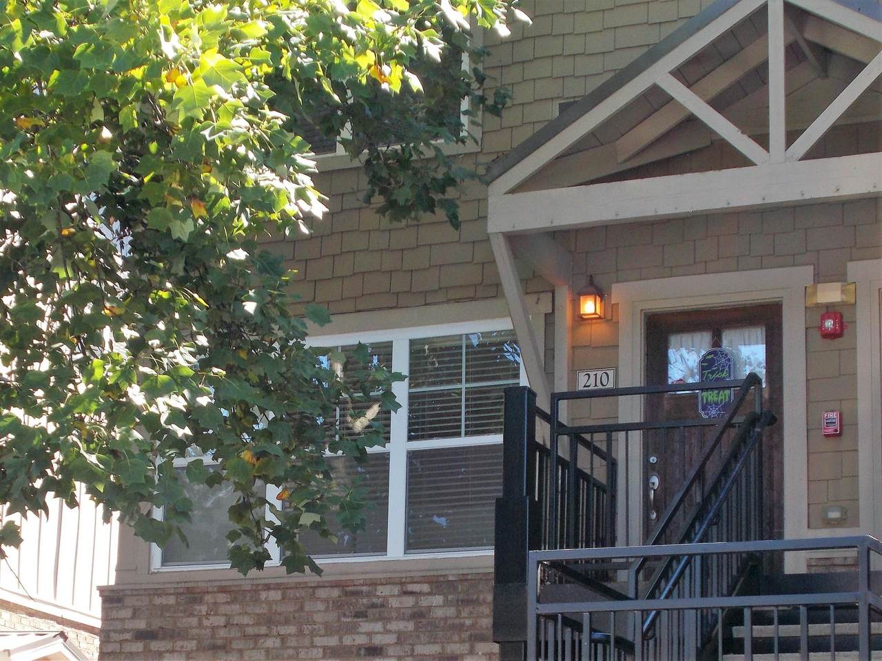 3918 Cherokee Woods Way - Photo 1