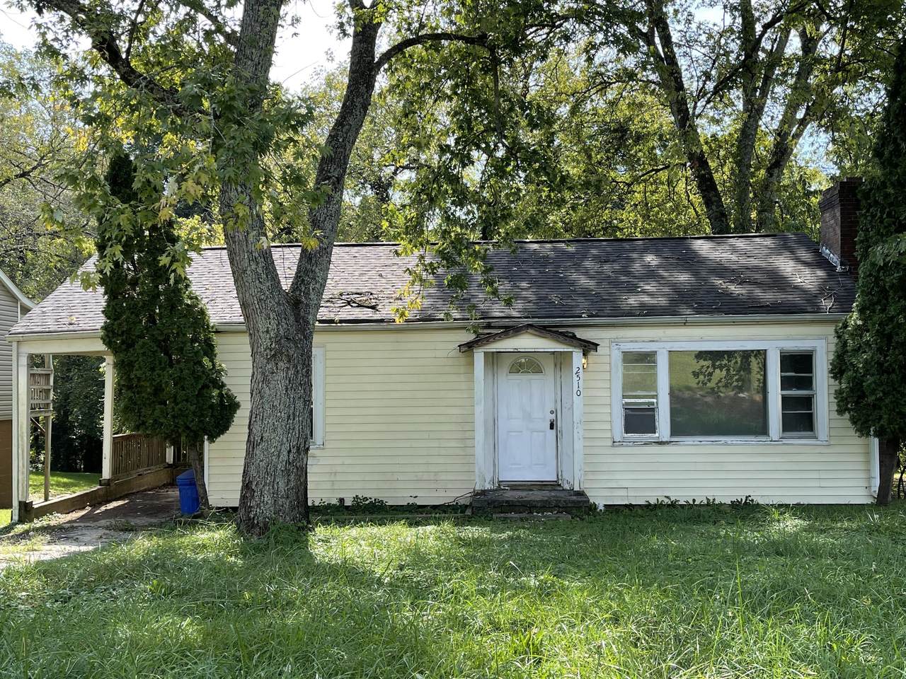 2510 Boyds Bridge Pike - Photo 1