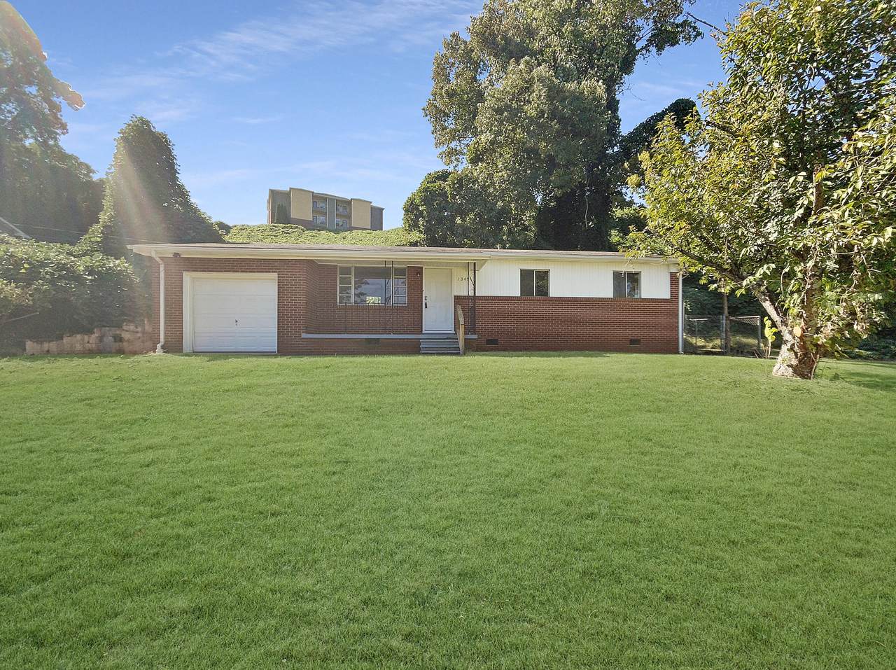 1349 Bertie Rand St - Photo 1