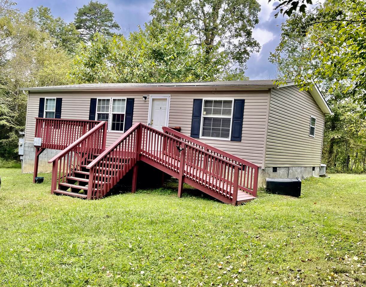 194 Lakebrook Drive - Photo 1