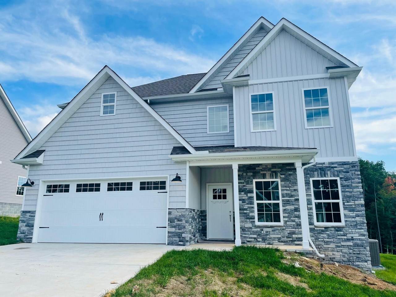 3213 Oakwood Hills Lane - Photo 1