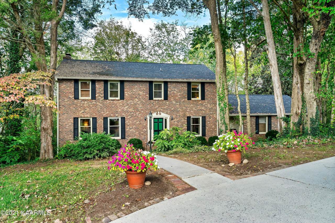 12 Compton Lane - Photo 1