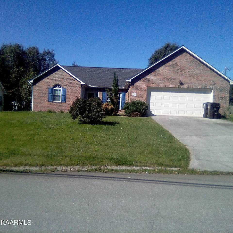 1733 Hitching Post Drive - Photo 1