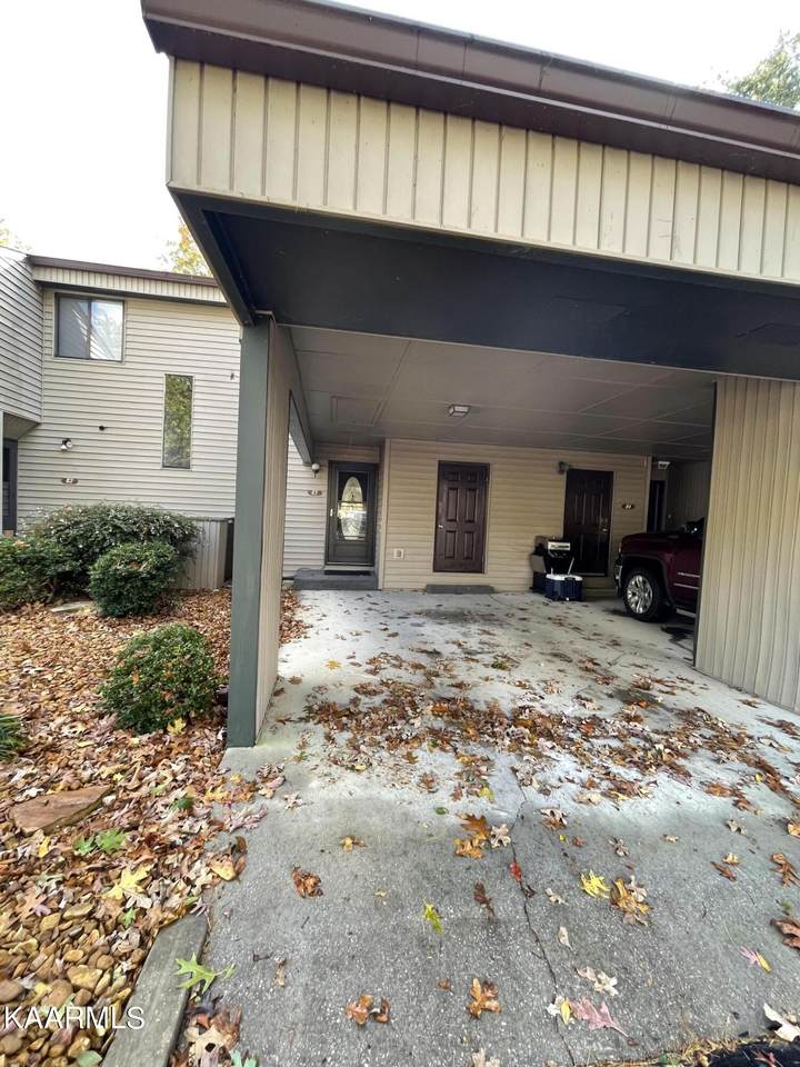 74 Lakeshore Court - Photo 1