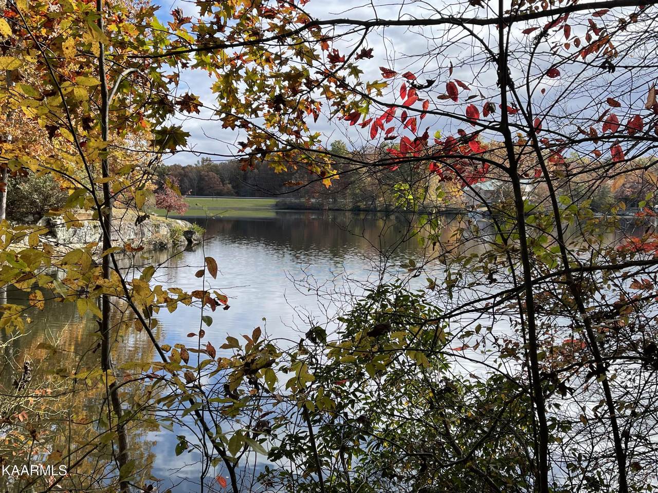 Lake Tr - Photo 1
