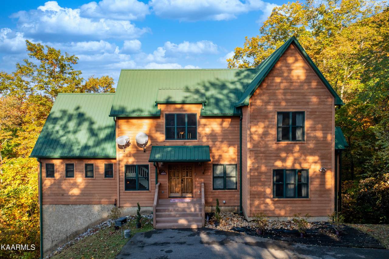 3715 Cinnamon Way - Photo 1