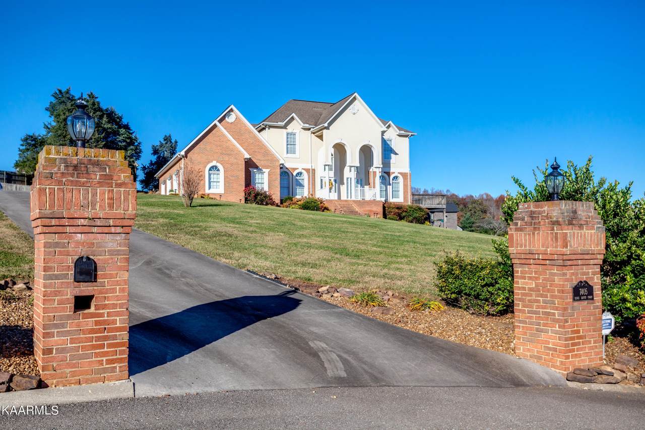 7405 Ridge Haven Court - Photo 1
