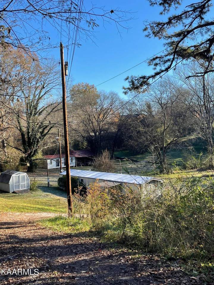 1135 Oakdale Hwy - Photo 1