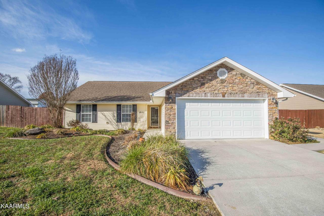1031 Stones Throw Lane - Photo 1