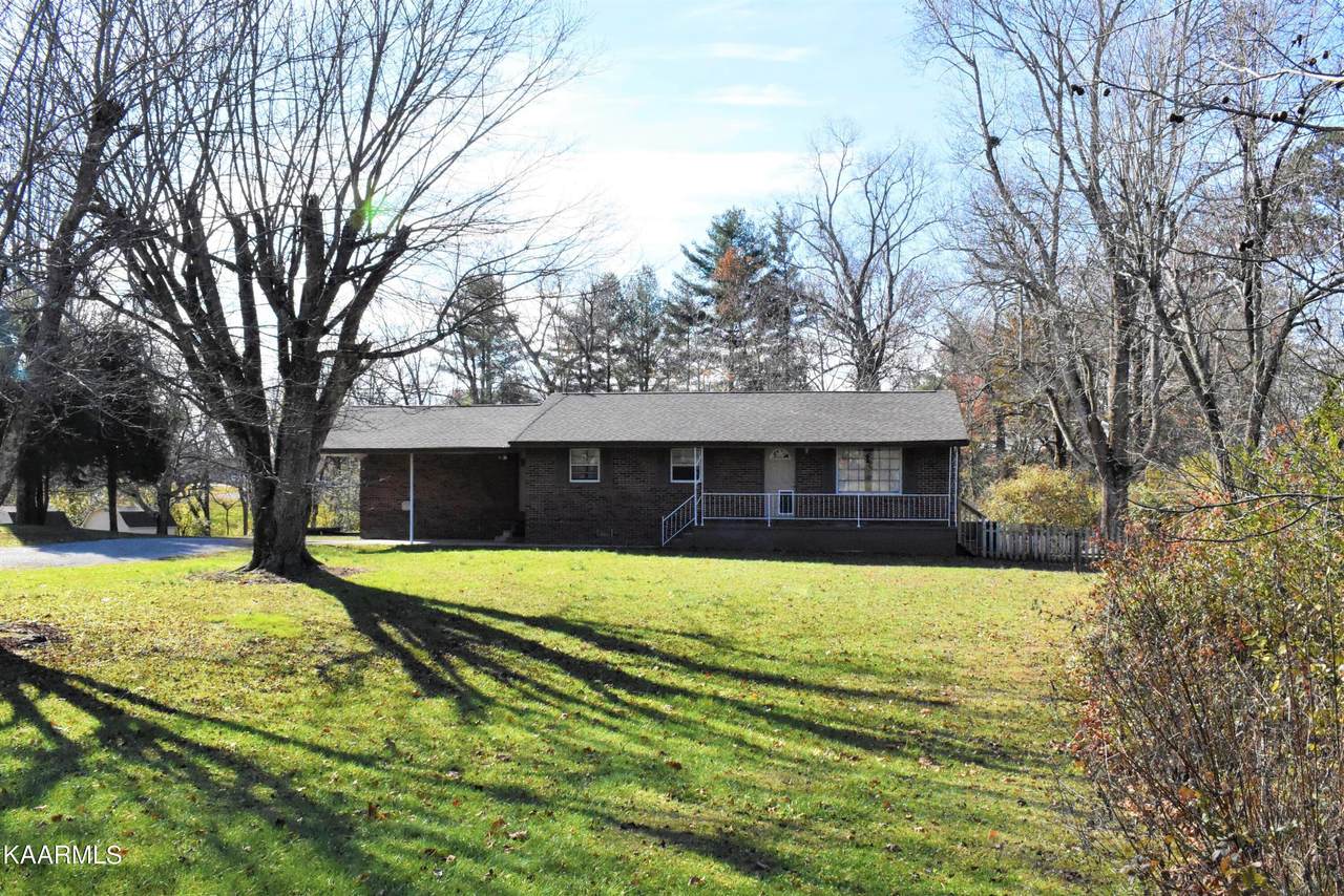 83 Phyllis St - Photo 1