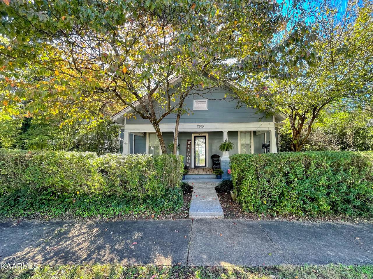 2615 Glenview Drive - Photo 1