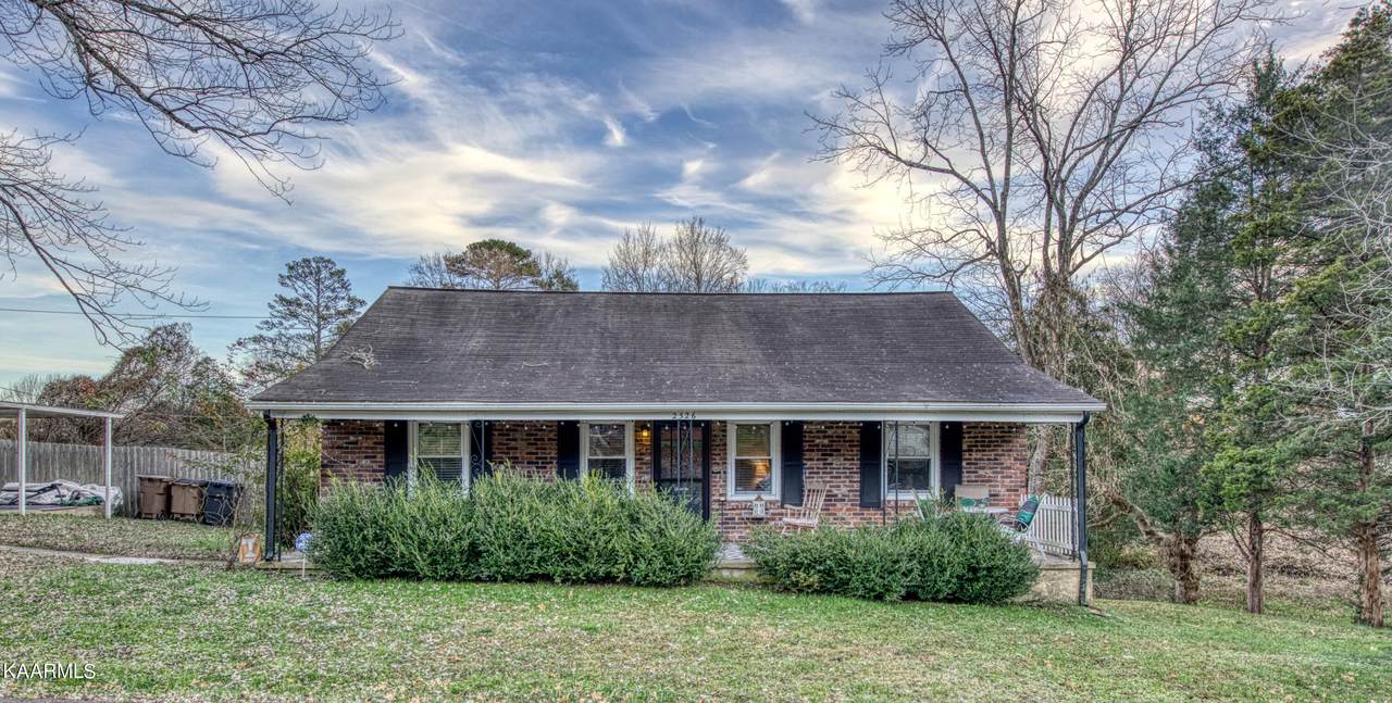 2526 Fenwood Drive - Photo 1