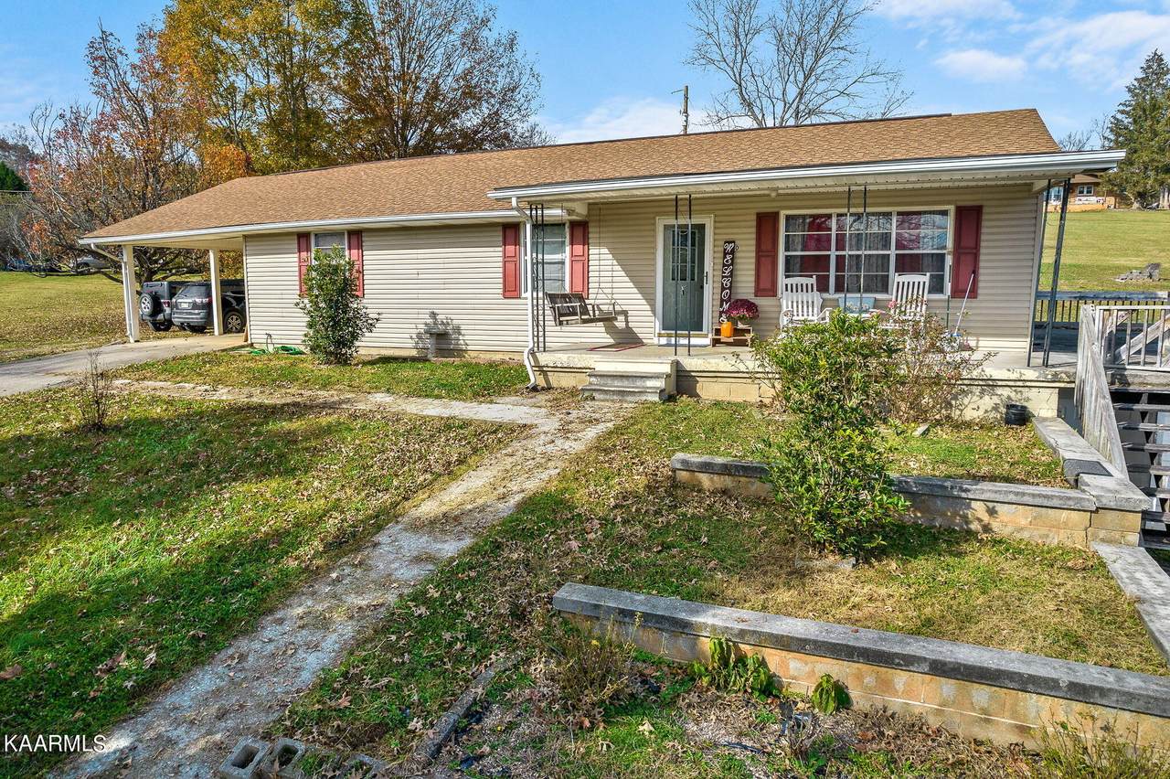 580 Breeze Rd - Photo 1