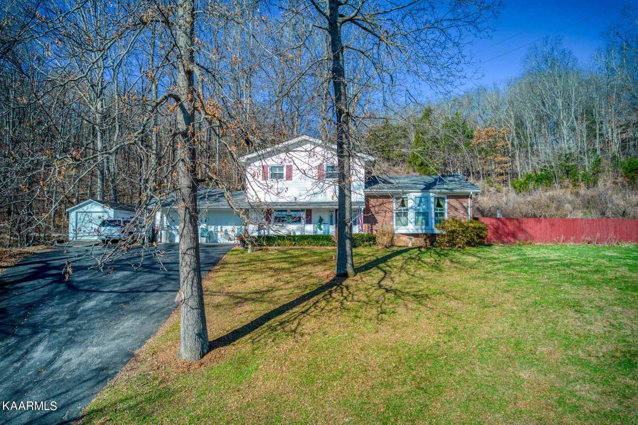 422 Woodland St - Photo 1